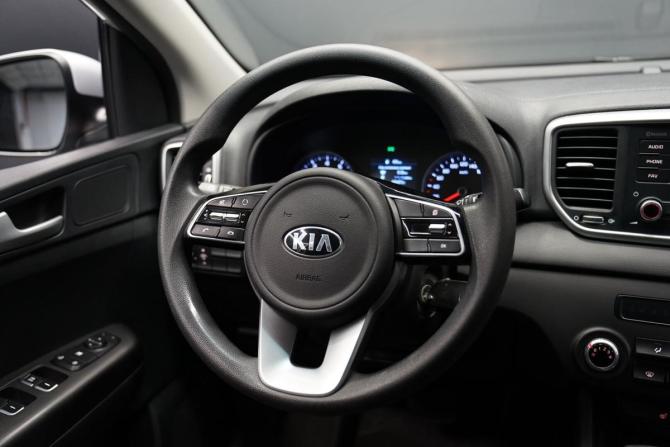 Kia Sportage IV Рестайлинг с пробегом 2019 года, цена 2 545 000 рублей, 83000 км, внедорожник, Автокод Объявления