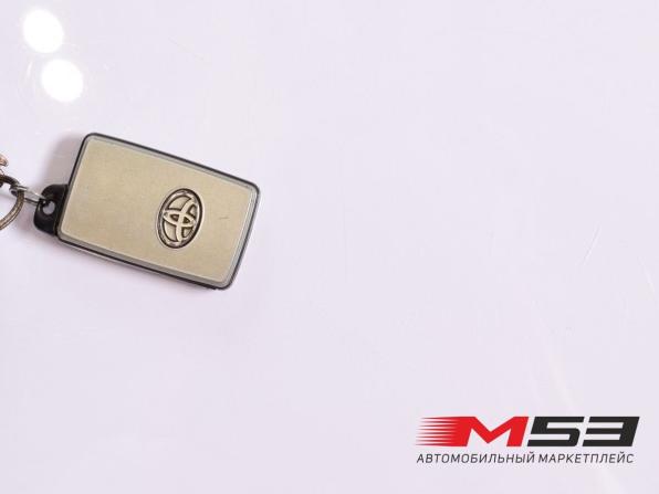 Toyota ISis I Рестайлинг с пробегом 2010 года, цена 1 269 995 рублей, 104015 км, компактвэн, Автокод Объявления