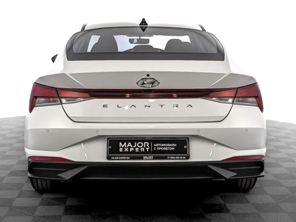 Hyundai Elantra VII (CN7) с пробегом 2022 года, цена 2 170 000 рублей, 47240 км, седан, Автокод Объявления