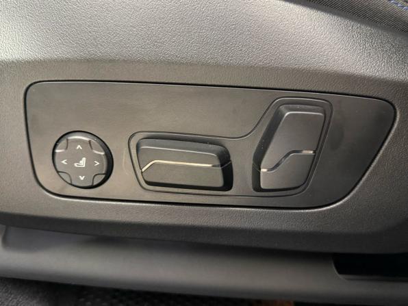 BMW X2 II (U10) с пробегом 2024 года, цена 6 300 000 рублей, 899 км, внедорожник, Автокод Объявления