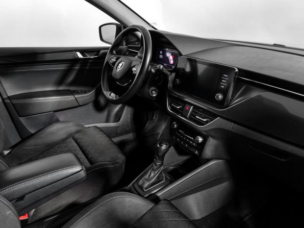 Skoda Rapid II с пробегом 2021 года, цена 1 590 000 рублей, 128000 км, лифтбек, Автокод Объявления