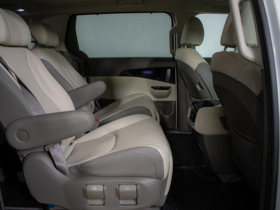 Kia Carnival IV Москва  - изображение 10