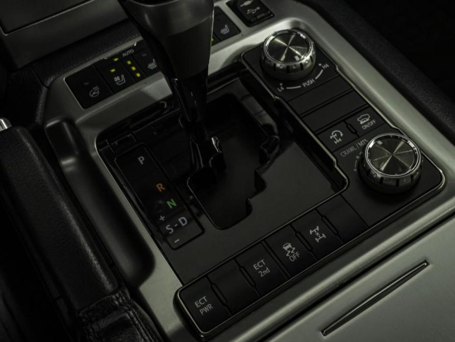Toyota Land Cruiser 200 Series Рестайлинг 2 Москва  - изображение 17