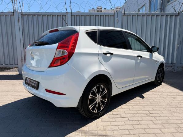 Hyundai Solaris I Рестайлинг с пробегом 2015 года, цена 1 098 000 рублей, 119595 км, хэтчбек, Автокод Объявления