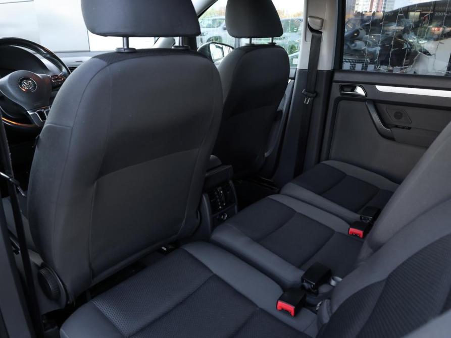 Volkswagen Touran I Рестайлинг 2 Москва  - изображение 11