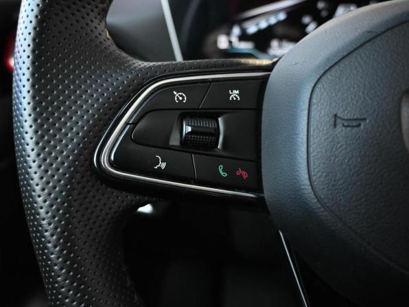 Geely Coolray I Рестайлинг с пробегом 2024 года, цена 2 049 000 рублей, 44699 км, внедорожник, Автокод Объявления