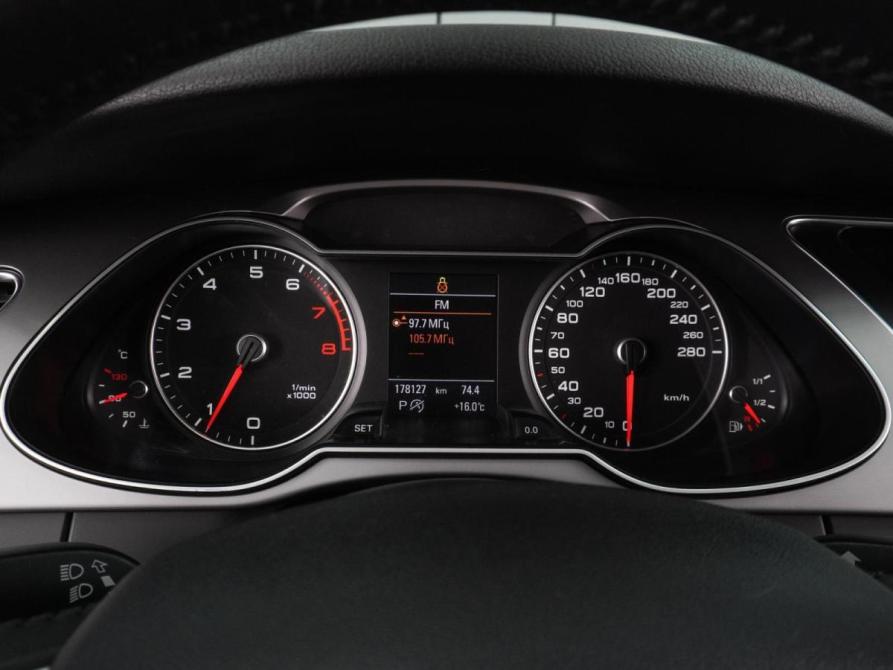 Audi A4 IV (B8) Рестайлинг Воронеж  - изображение 12