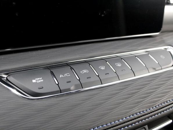 Haval Jolion I Рестайлинг с пробегом 2025 года, цена 2 399 900 рублей, 5 км, внедорожник, Автокод Объявления