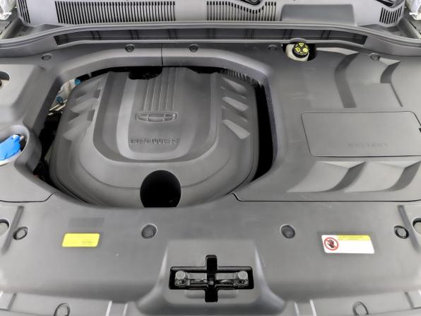 Geely Atlas Pro с пробегом 2023 года, цена 2 170 000 рублей, 33527 км, внедорожник, Автокод Объявления