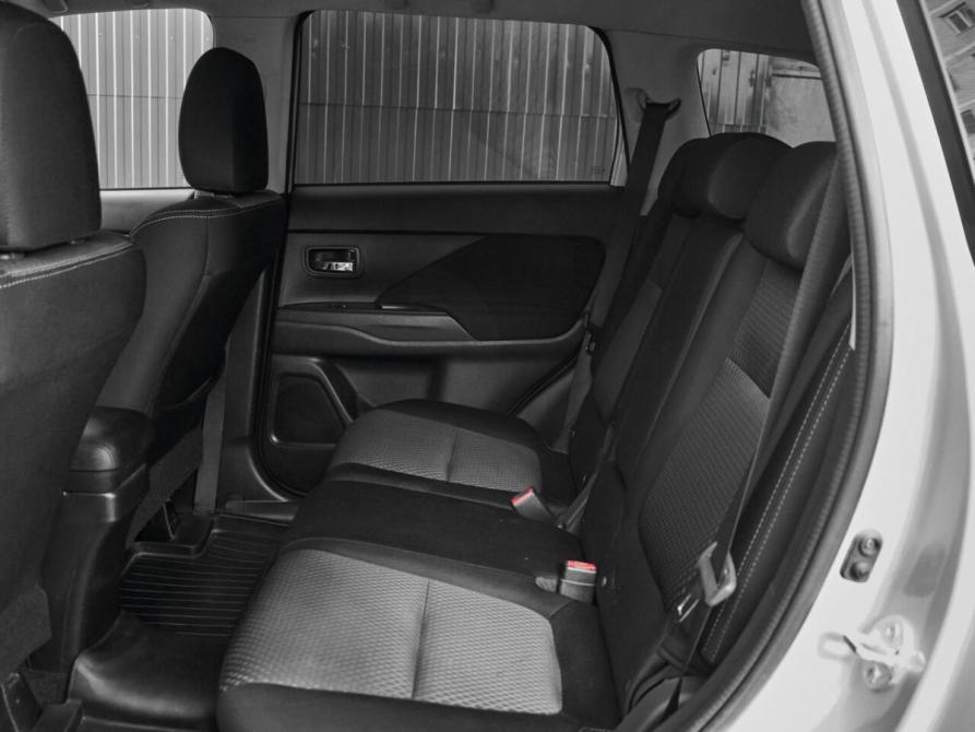 Mitsubishi Outlander III Рестайлинг 2 Екатеринбург  - изображение 23