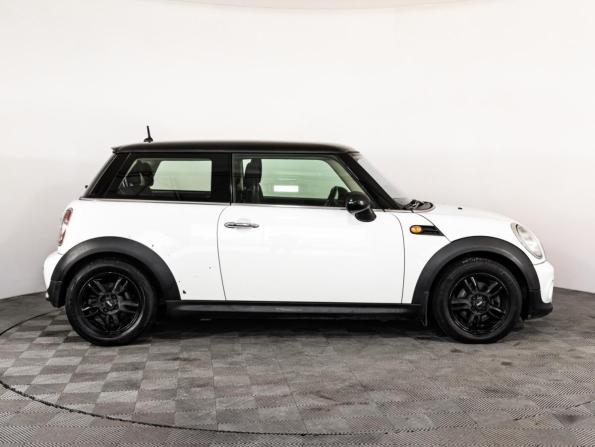 Mini Hatch II (R56) Рестайлинг с пробегом 2011 года, цена 849 000 рублей, 210254 км, хэтчбек, Автокод Объявления