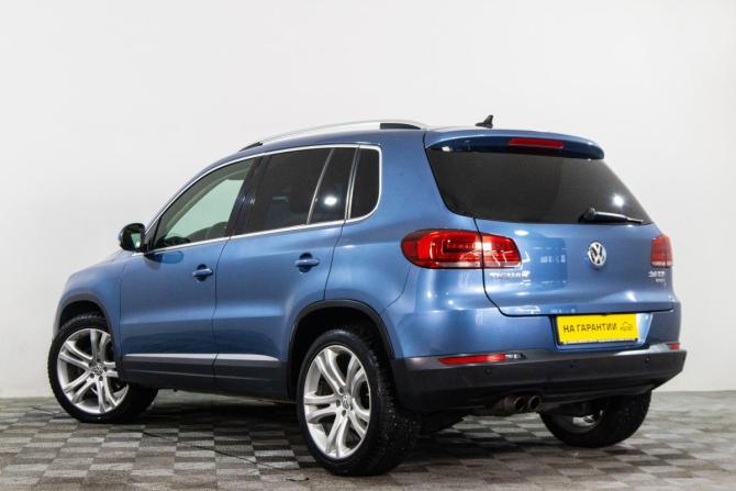 Volkswagen Tiguan I Рестайлинг с пробегом 2015 года, цена 1 299 000 рублей, 116454 км, внедорожник, Автокод Объявления