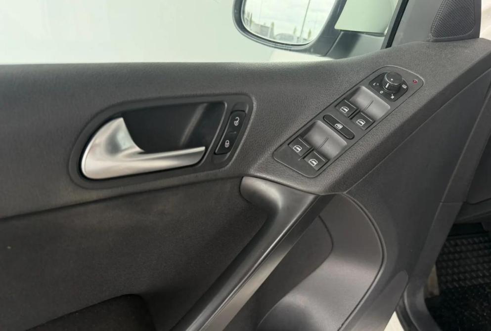 Volkswagen Tiguan I Киров  - изображение 16