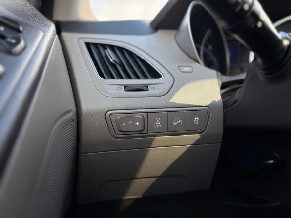 Hyundai ix35 I с пробегом 2012 года, цена 1 135 000 рублей, 146428 км, внедорожник, Автокод Объявления