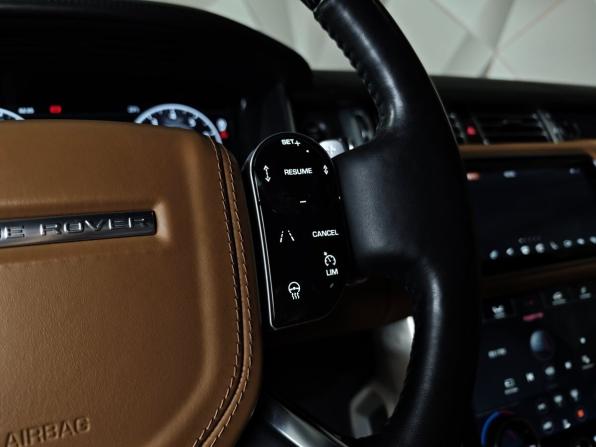 Land Rover Range Rover IV Рестайлинг с пробегом 2019 года, цена 9 400 000 рублей, 102068 км, внедорожник, Автокод Объявления