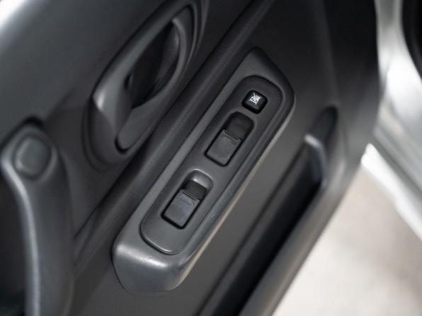 Suzuki Jimny III Рестайлинг 2 с пробегом 2014 года, цена 1 050 000 рублей, 234456 км, внедорожник, Автокод Объявления