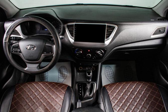 Hyundai Solaris II Рестайлинг с пробегом 2021 года, цена 1 589 000 рублей, 135000 км, седан, Автокод Объявления