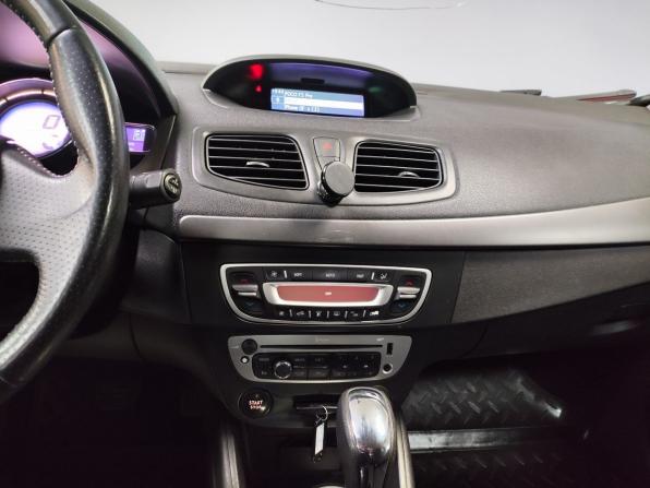 Renault Megane III Рестайлинг с пробегом 2013 года, цена 912 000 рублей, 158588 км, хэтчбек, Автокод Объявления
