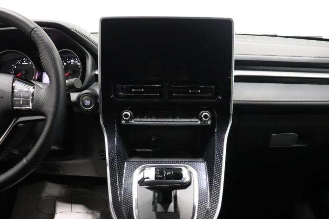 Haval M6 II с пробегом 2024 года, цена 1 950 000 рублей, 5428 км, внедорожник, Автокод Объявления