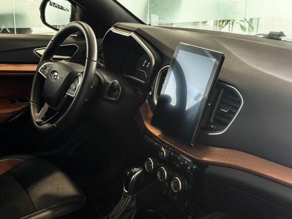 Lada (ВАЗ) Vesta I Рестайлинг (NG) с пробегом 2024 года, цена 1 725 000 рублей, 20703 км, универсал, Автокод Объявления