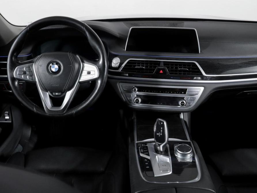BMW 7 серии VI (G11/G12) Рестайлинг Москва  - изображение 13