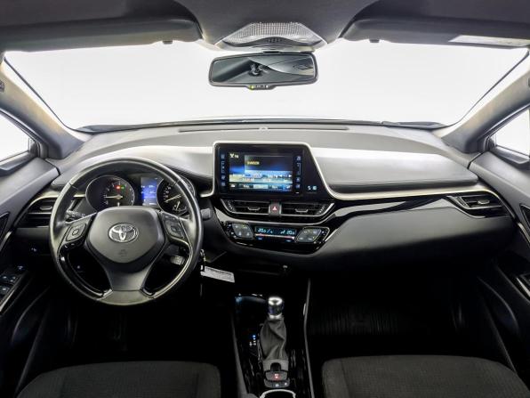 Toyota C-HR I с пробегом 2019 года, цена 2 650 000 рублей, 46448 км, внедорожник, Автокод Объявления