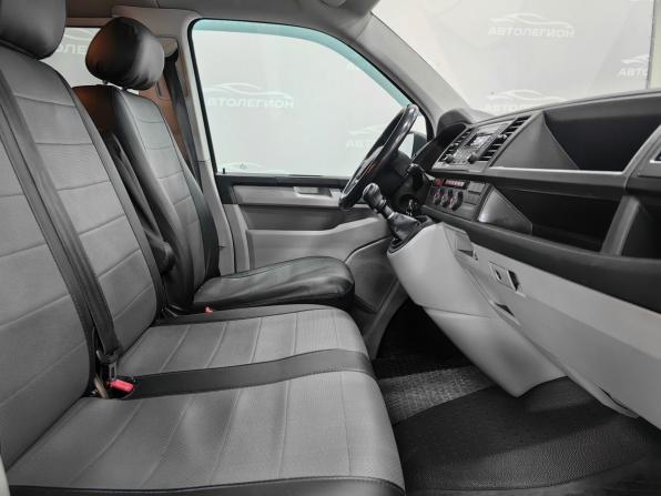 Volkswagen Caravelle T6 с пробегом 2019 года, цена 1 950 000 рублей, 400000 км, минивэн, Автокод Объявления