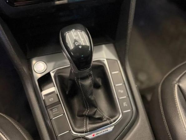 Volkswagen Tiguan II Рестайлинг с пробегом 2020 года, цена 3 642 000 рублей, 177908 км, внедорожник, Автокод Объявления