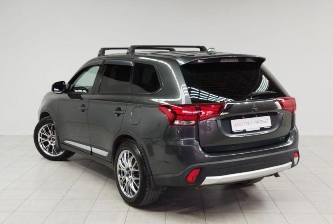 Mitsubishi Outlander III Рестайлинг 2 с пробегом 2016 года, цена 1 750 000 рублей, 189572 км, внедорожник, Автокод Объявления