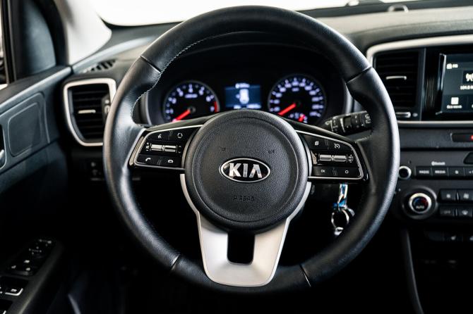 Kia Sportage IV Рестайлинг с пробегом 2019 года, цена 2 130 000 рублей, 115312 км, внедорожник, Автокод Объявления