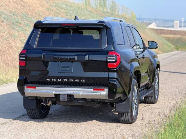 Новый Toyota 4Runner VI 2026 года, цена 11 990 000 рублей, внедорожник, Автокод Объявления