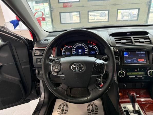 Toyota Camry VII (XV50) с пробегом 2014 года, цена 1 800 000 рублей, 175993 км, седан, Автокод Объявления