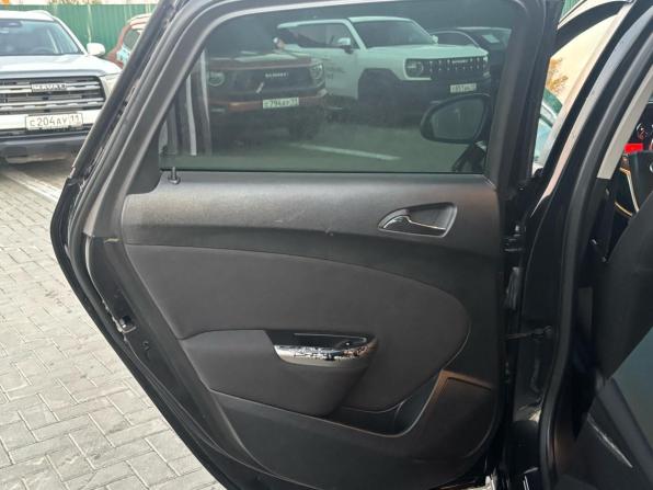 Opel Astra J с пробегом 2012 года, цена 725 000 рублей, 199275 км, хэтчбек, Автокод Объявления