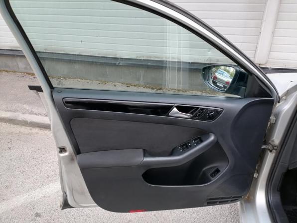 Volkswagen Jetta VI с пробегом 2011 года, цена 759 000 рублей, 170033 км, седан, Автокод Объявления