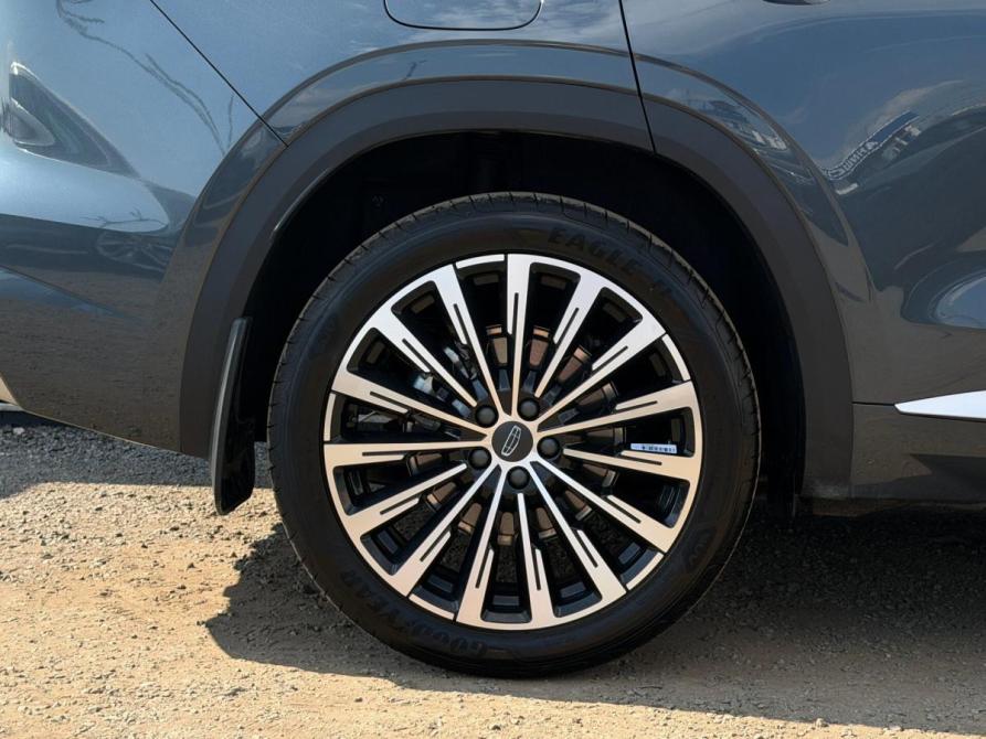 Geely Monjaro I Набережные Челны  - изображение 14