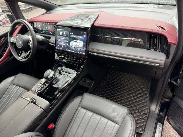 GAC M8 с пробегом 2024 года, цена 4 799 000 рублей, 8555 км, минивэн, Автокод Объявления