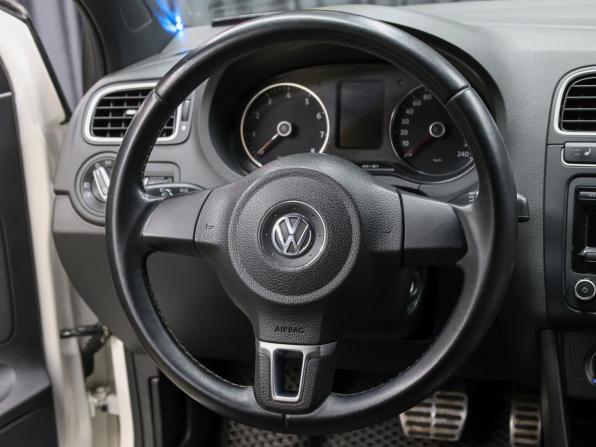 Volkswagen Polo V с пробегом 2012 года, цена 998 000 рублей, 86545 км, хэтчбек, Автокод Объявления
