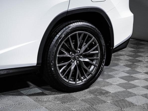 Lexus RX IV с пробегом 2019 года, цена 4 450 000 рублей, 56878 км, внедорожник, Автокод Объявления