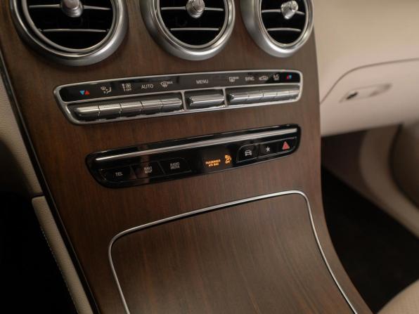 Mercedes-Benz GLC I (X253) Рестайлинг с пробегом 2020 года, цена 4 970 000 рублей, 79191 км, внедорожник, Автокод Объявления