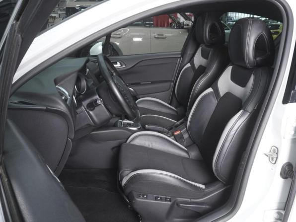 Citroen DS4 с пробегом 2013 года, цена 950 000 рублей, 69946 км, хэтчбек, Автокод Объявления