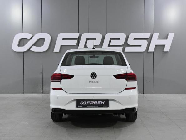 Volkswagen Polo VI с пробегом 2022 года, цена 1 489 000 рублей, 121993 км, лифтбек, Автокод Объявления