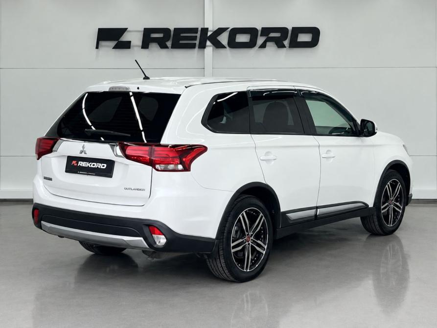 Mitsubishi Outlander III Рестайлинг 2 Уфа  - изображение 4