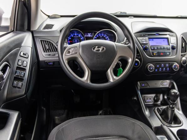 Hyundai ix35 I Рестайлинг с пробегом 2013 года, цена 1 288 000 рублей, 144987 км, внедорожник, Автокод Объявления