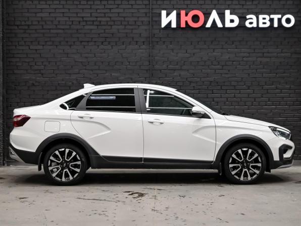 Lada (ВАЗ) Vesta I Рестайлинг (NG) с пробегом 2023 года, цена 1 350 000 рублей, 64130 км, седан, Автокод Объявления