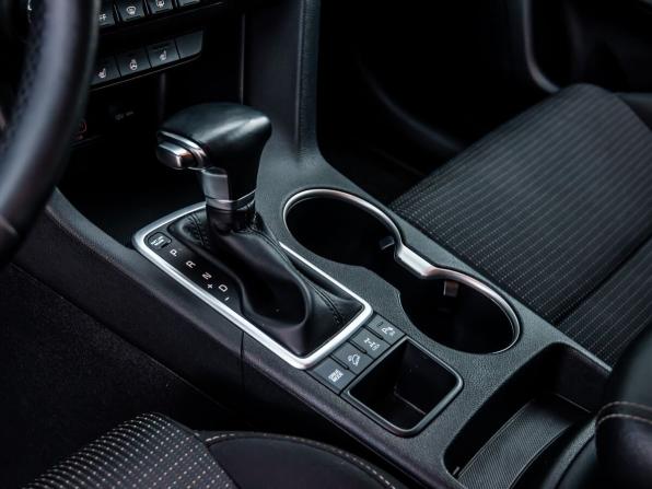 Kia Sportage IV Рестайлинг с пробегом 2020 года, цена 2 640 000 рублей, 73413 км, внедорожник, Автокод Объявления
