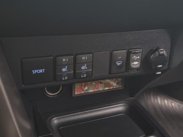 Toyota RAV4 IV (XA40) с пробегом 2013 года, цена 1 999 000 рублей, 140818 км, внедорожник, Автокод Объявления