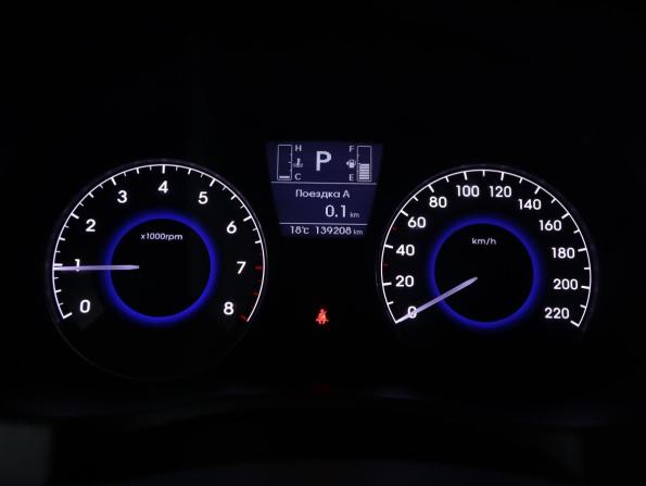 Hyundai Solaris I Рестайлинг с пробегом 2015 года, цена 1 049 000 рублей, 139200 км, седан, Автокод Объявления