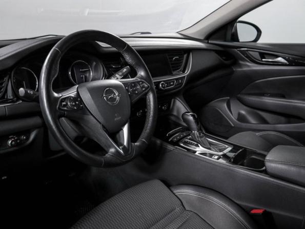 Opel Insignia II с пробегом 2019 года, цена 1 850 000 рублей, 137279 км, лифтбек, Автокод Объявления