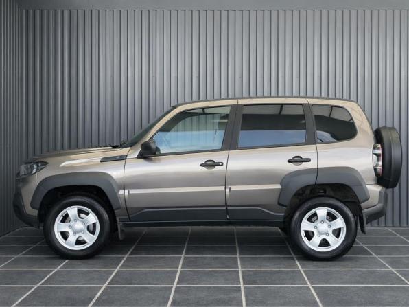 Lada (ВАЗ) Niva Travel I с пробегом 2024 года, цена 1 117 000 рублей, 37328 км, внедорожник, Автокод Объявления