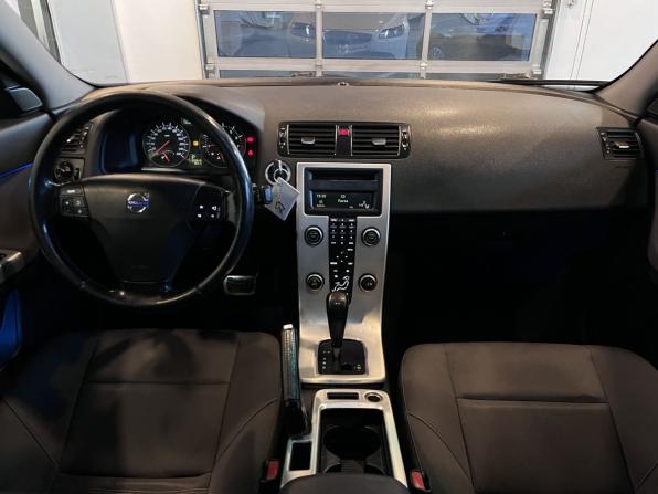 Volvo S40 II Рестайлинг с пробегом 2011 года, цена 468 000 рублей, 300647 км, седан, Автокод Объявления